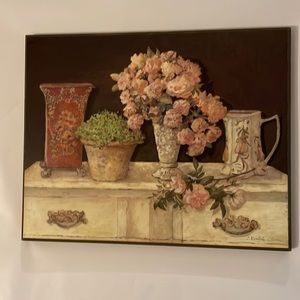 Classy wall decor. Picture of flowers